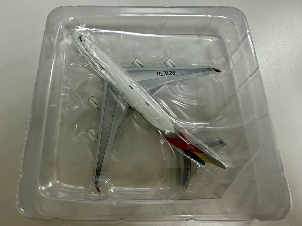 1:400 아시아나 B747-400 HL7428 다이캐스트 이미지