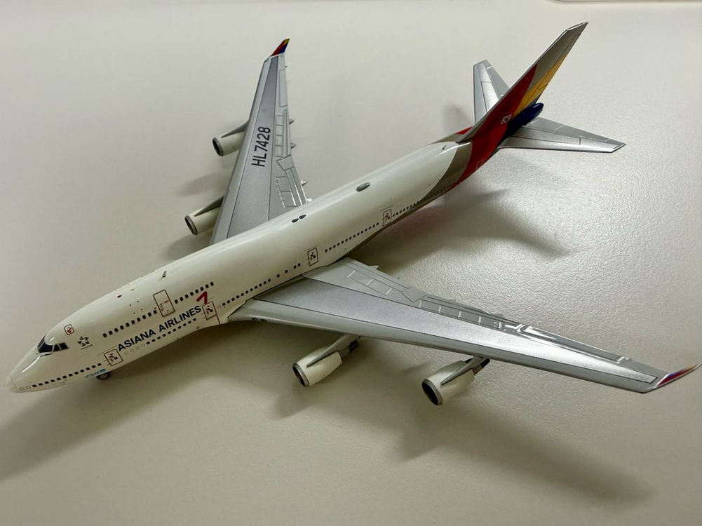 1:400 아시아나 B747-400 HL7428 다이캐스트 이미지