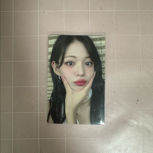 프로미스나인 이채영 위드뮤 포카 이미지