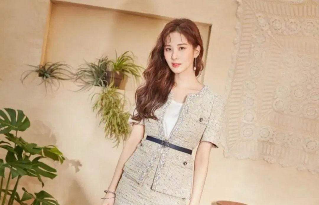 잇미샤 서현 룩북 반팔 트위드 자켓 올드머니룩 출근룩 하객룩 결혼식 이미지