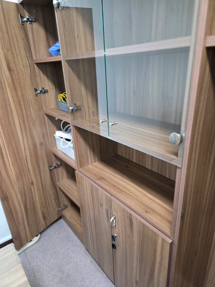 책장 사무실 장식장 팝니다 이미지