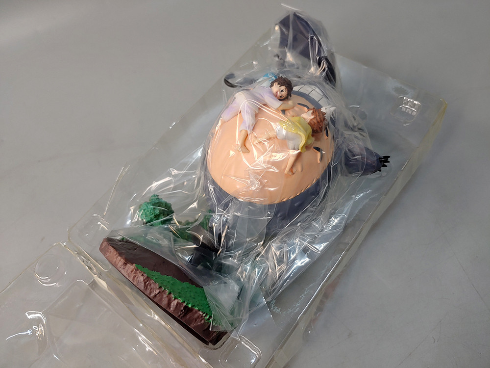 토토로 레진 피규어 이미지