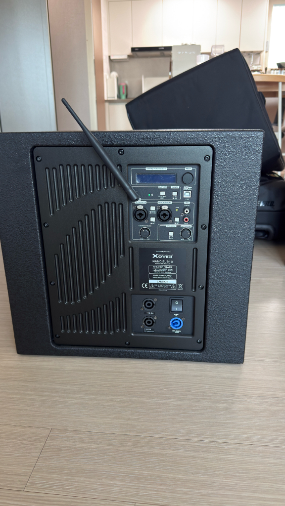 [판매] Xover Nano 3.6 스피커 풀세트 2개 (서브우퍼+기둥 포함) 이미지