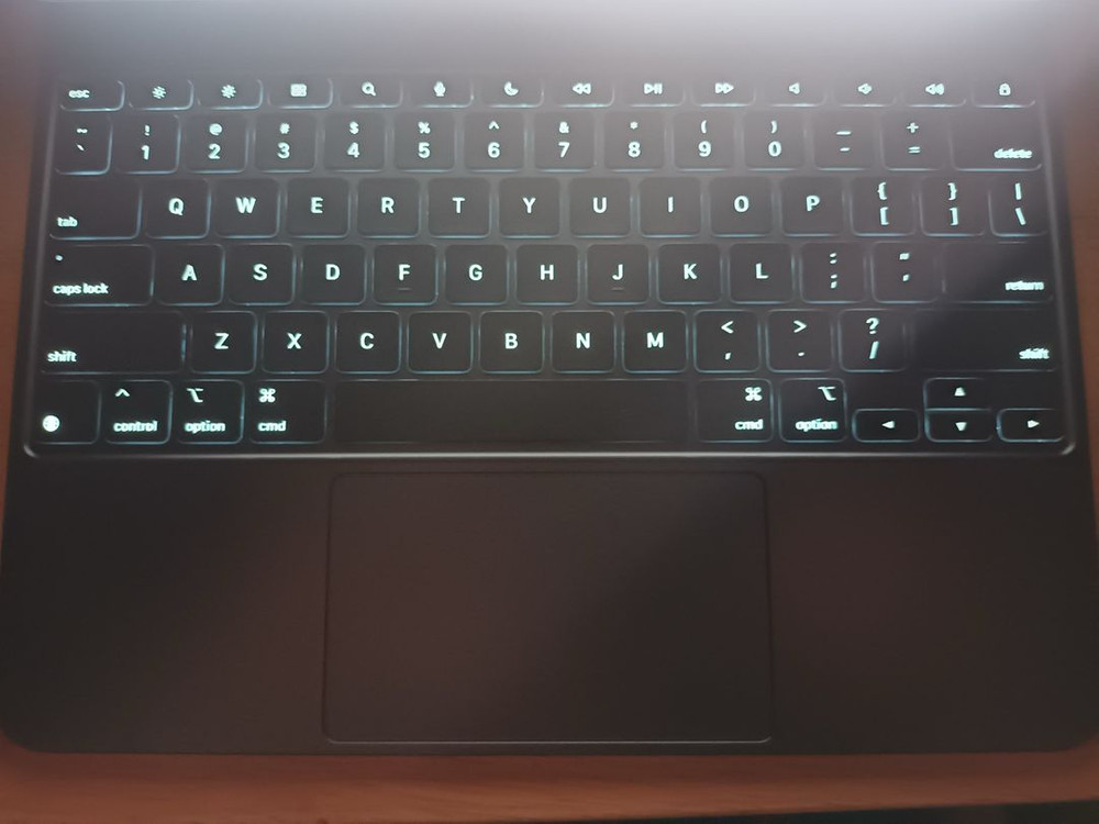 아이패드 프로 M4/M5 매직키보드 13인치 블랙 (단품) 이미지