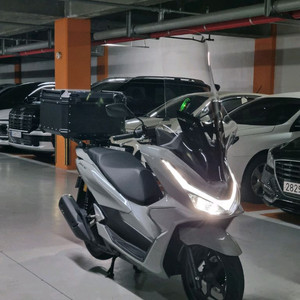 pcx125 25년식 1.7만키로 판매합니다 이미지