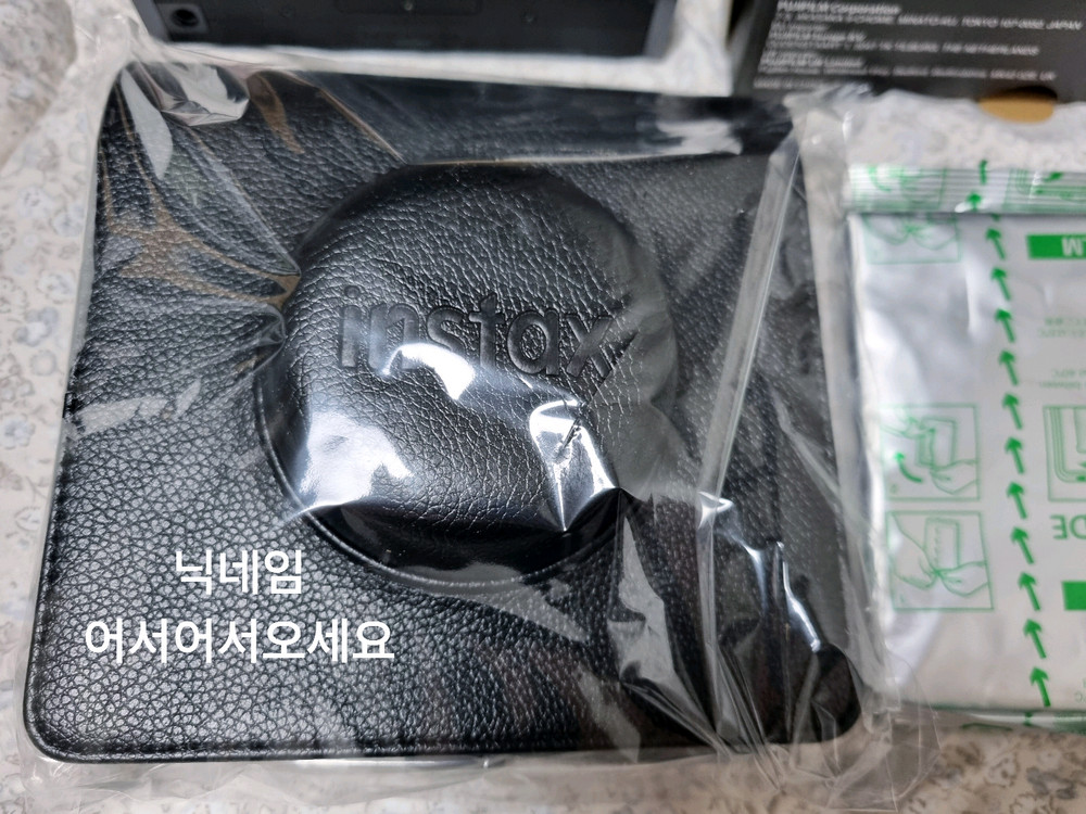 새상품 인스탁스 와이드에보+필름10장+케이스 후지필름 폴라로이드 즉석 카메라 필름카메라 와이드 에보 이미지