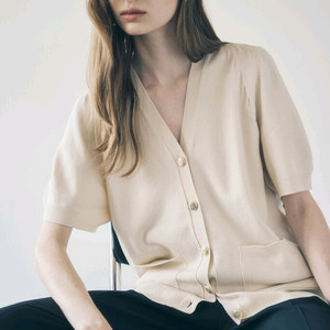 한섬 더캐시미어 울 블렌드 하프 슬리브 니트 가디건 이미지