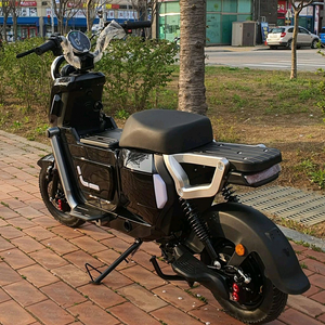 전동 스쿠터 이미지