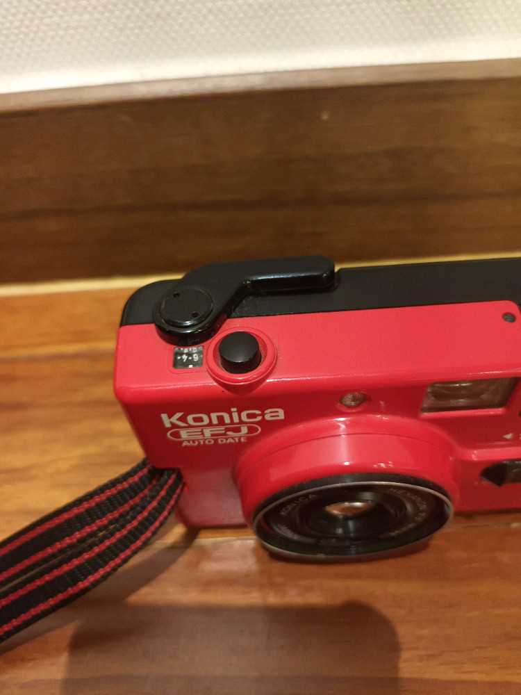 예쁜 빈티지 코니카 필름카메라 이미지