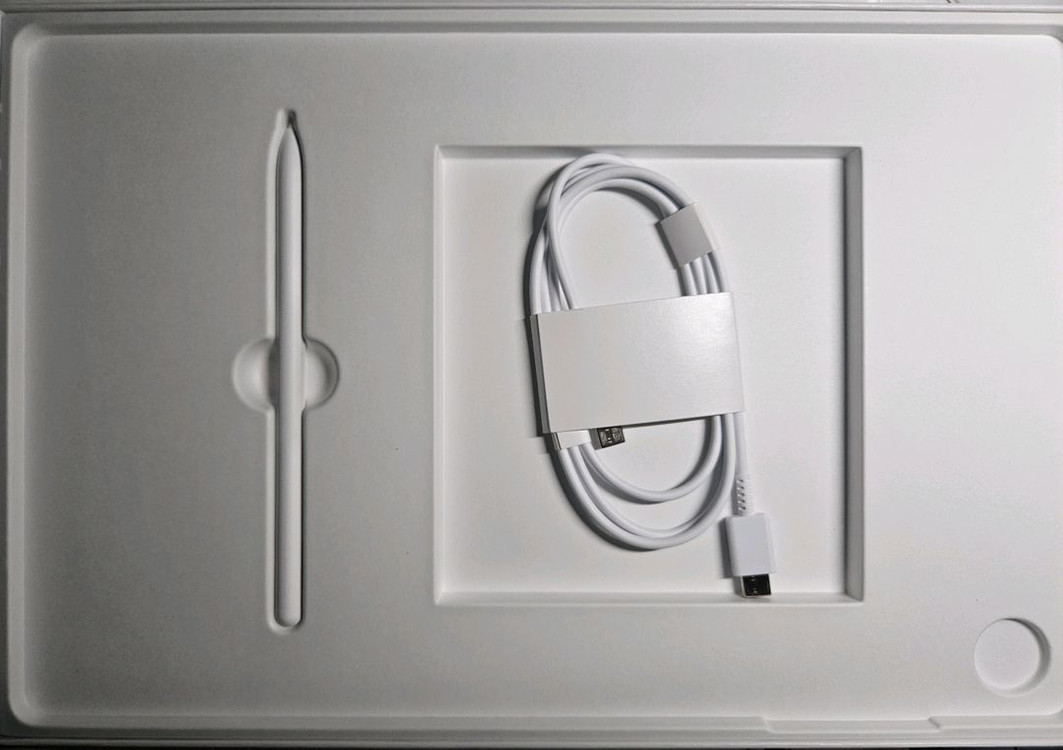 갤럭시탭S10FE+플러스 WIFI 128GB 판매합니다. 이미지