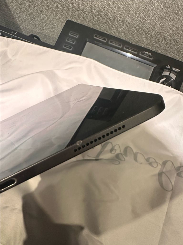 아이패드 프로 11 2세대 256GB wifi 이미지