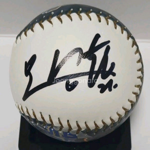 오승환 삼성 400세이브 기념구 싸인볼 이미지