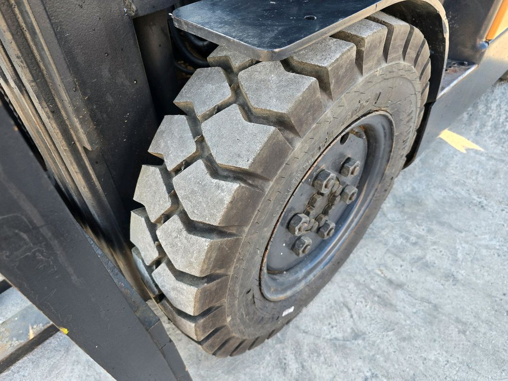 특A급 두산 10톤 중고지게차 2004년식 풀옵션 디젤지게차 매매 2500만원 이미지