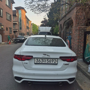 제규어 20년식 xe r dynamic 이미지
