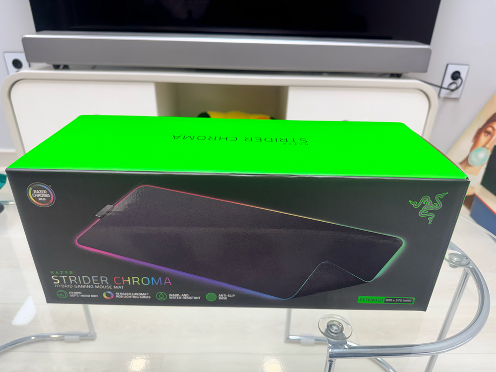 (미개봉) 정품 레이저 스트라이더 게이밍 마우스 패드 블랙, 크로마 RGB 장패드 바브삼 데스에더 지슈라 지슈스 이미지