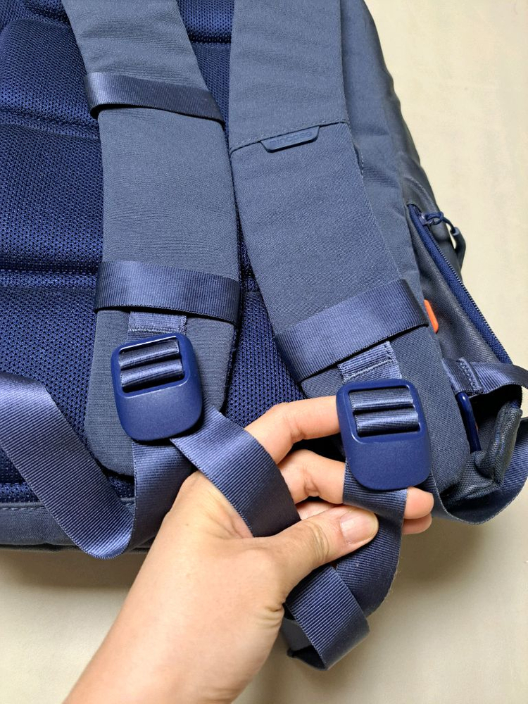 인케이스 백팩 이미지