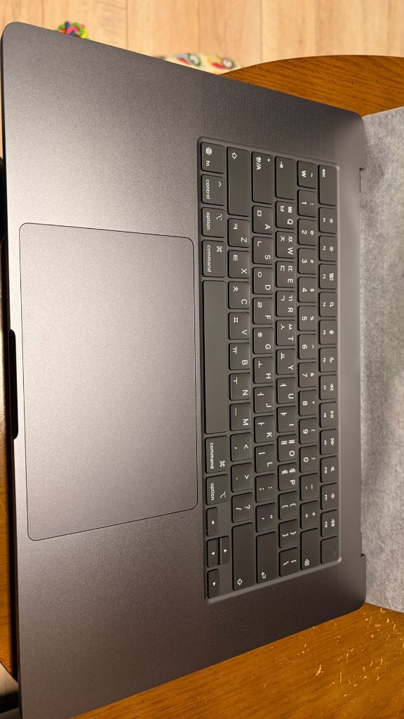 맥북프로16인치 m5pro 1TB 24gb 스블 이미지