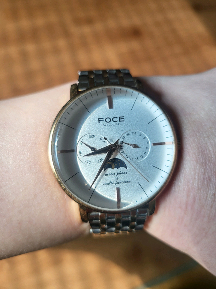 포체 문페이즈 금장시계 이미지