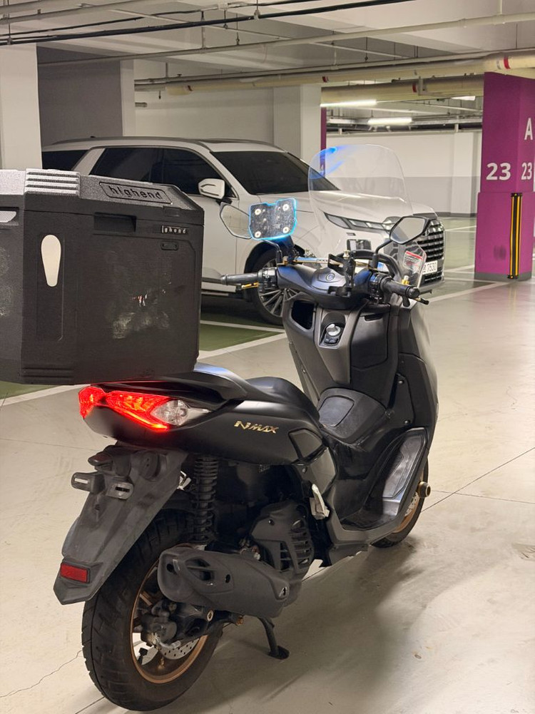 nmax125 21년식 배달셋팅 판매합니다 이미지
