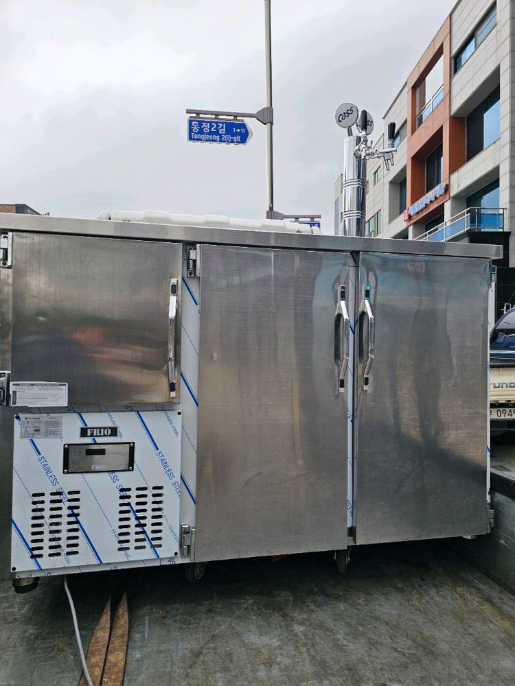 업소용 스테인리스 냉장냉동 쇼케이스 이미지