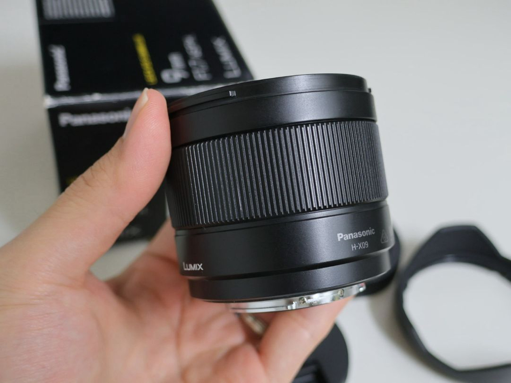 파나소닉 라이카 9mm F1.7 렌즈 이미지