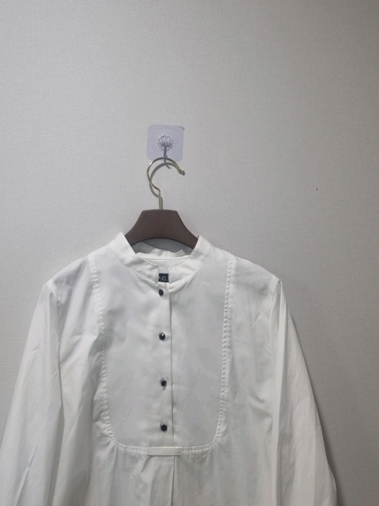 A.P.C 아페쎄 화이트 블라우스 국내정품 이미지