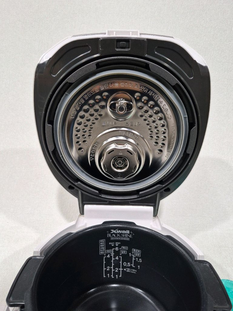 쿠쿠 IH 6인용 압력 밥솥 CRP-DHS0610FW 이미지