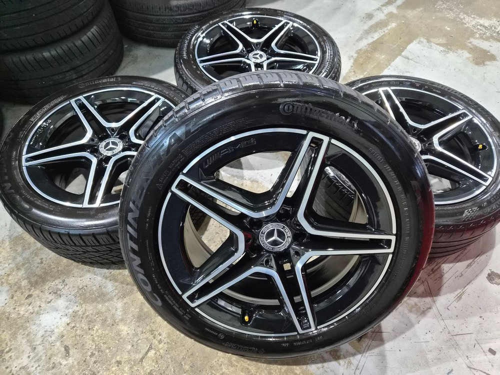 W223 벤츠S클래스 AMG 19인치 순정 휠타이어 판매합니다 이미지