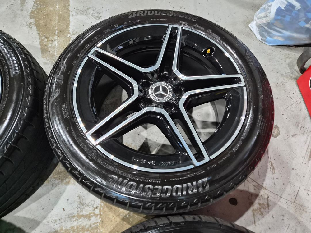 W223 벤츠S클래스 AMG 19인치 순정 휠타이어 판매합니다 이미지