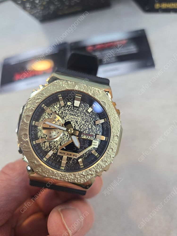 지샥 콜라보 한정판 문워치 GM-2100 MG-1DR 달테마 풀박스 가격인하 이미지