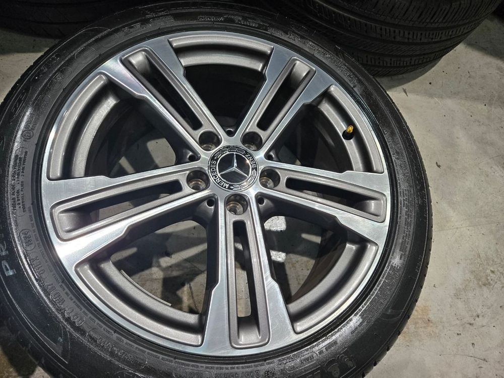 W213 벤츠E클래스 18인치 순정 휠타이어 판매합니다 이미지
