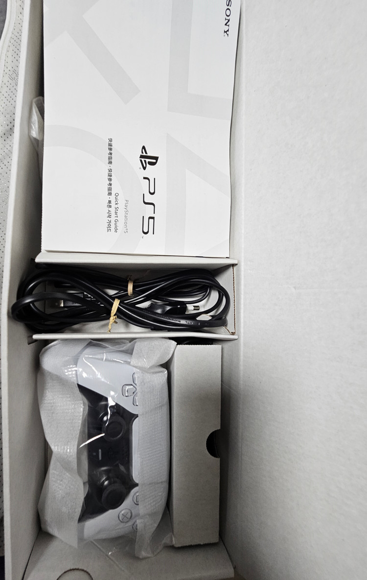 ps5 1218a 디스크에디션 갓오브워 라그나로크 패키지 팝니다 이미지