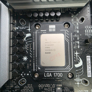 14600kf + asus rog strix b760-g 보드 일괄 팝니다. 이미지