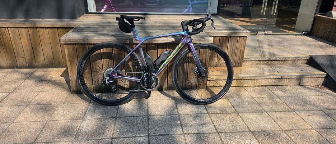 트렉 마돈 SLR 9 AXS E1 M사이즈 P1 8세대 (인터스텔라 컬러) 가격 인하 이미지