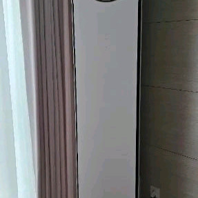 엘지 18평 스탠드 인버터 에어컨 (타워) 판매합니다 이미지