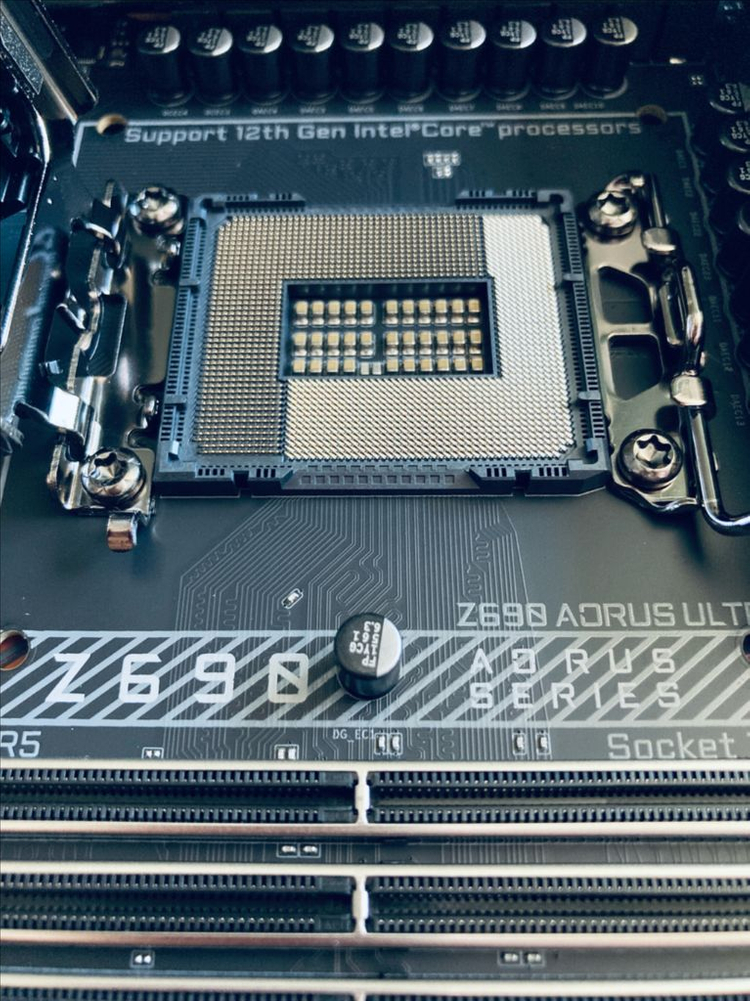 기가바이트 z690 AORUS ULTRA D5 메인보드 이미지