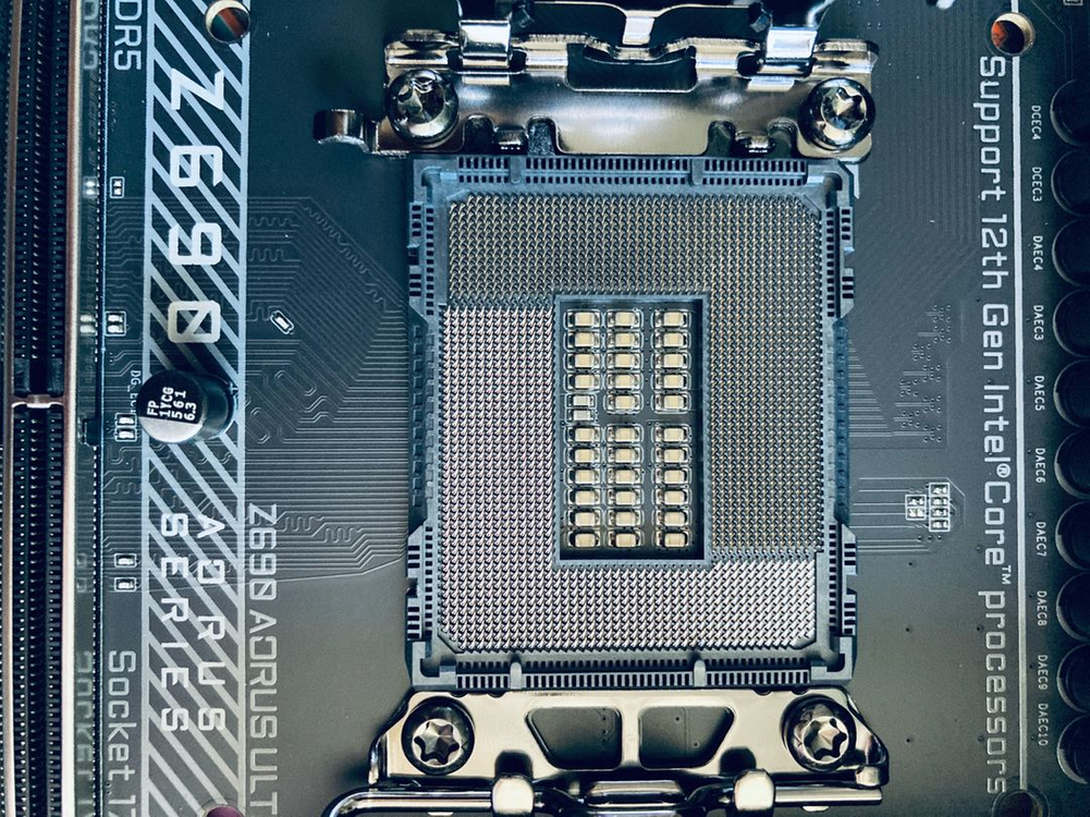 기가바이트 z690 AORUS ULTRA D5 메인보드 이미지