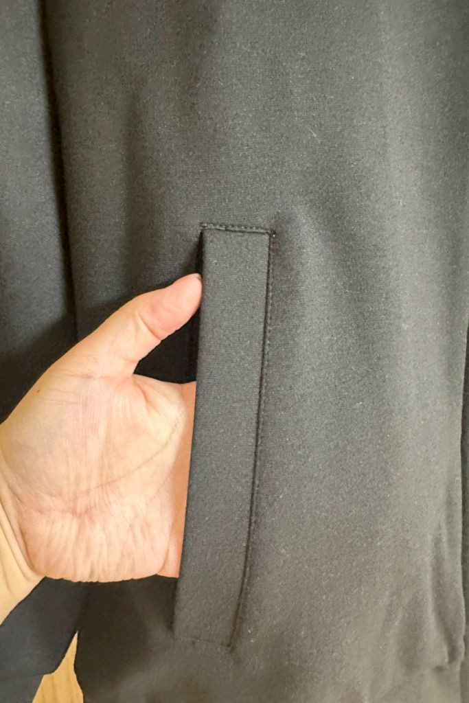 가격내림 새상품 MLB집업 엠엘비점퍼 엠엘비져지집업 블랙저지 뉴욕양키즈 남성집업트레이닝 여성집업점퍼 사이즈95 이미지