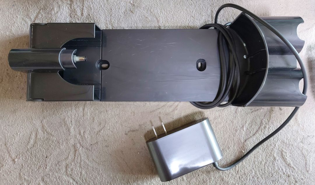 다이슨 V8 무선 청소기 세트 (소프트 롤러 헤드 브러쉬X)_배터리 방전 이미지