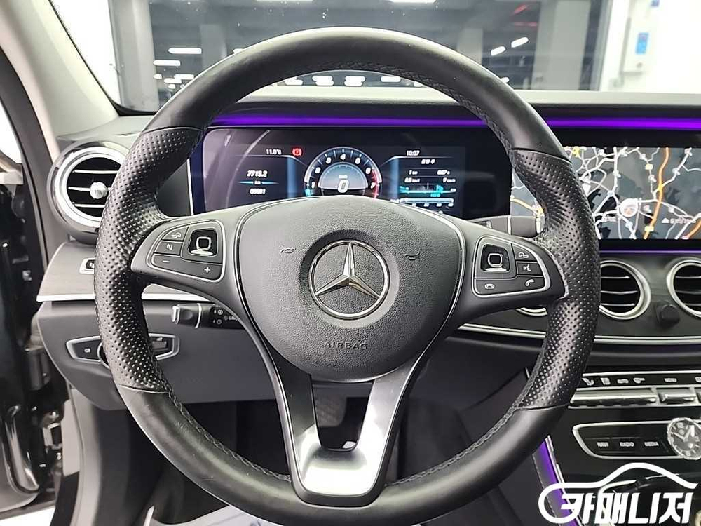 [벤츠]E-클래스 W213 E300 4MATIC 아방가르드 이미지