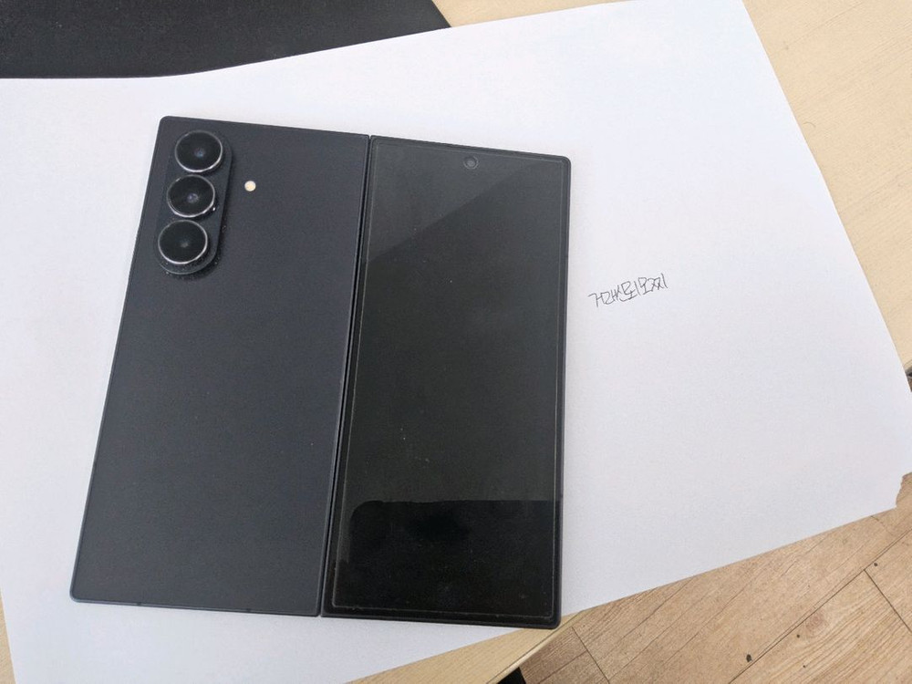 갤럭시폴드7 256G 이미지