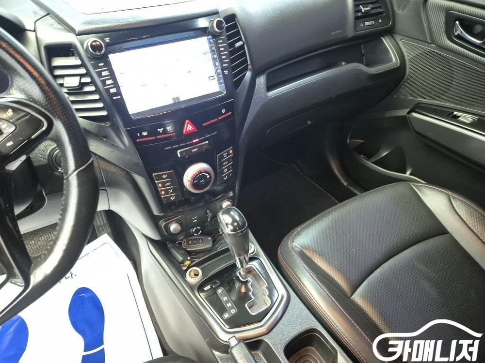 [KG모빌리티(쌍용) ]티볼리 에어 4WD 디젤 1.6 IX 플러스 패키지 (5인승) #불경기세일 이미지