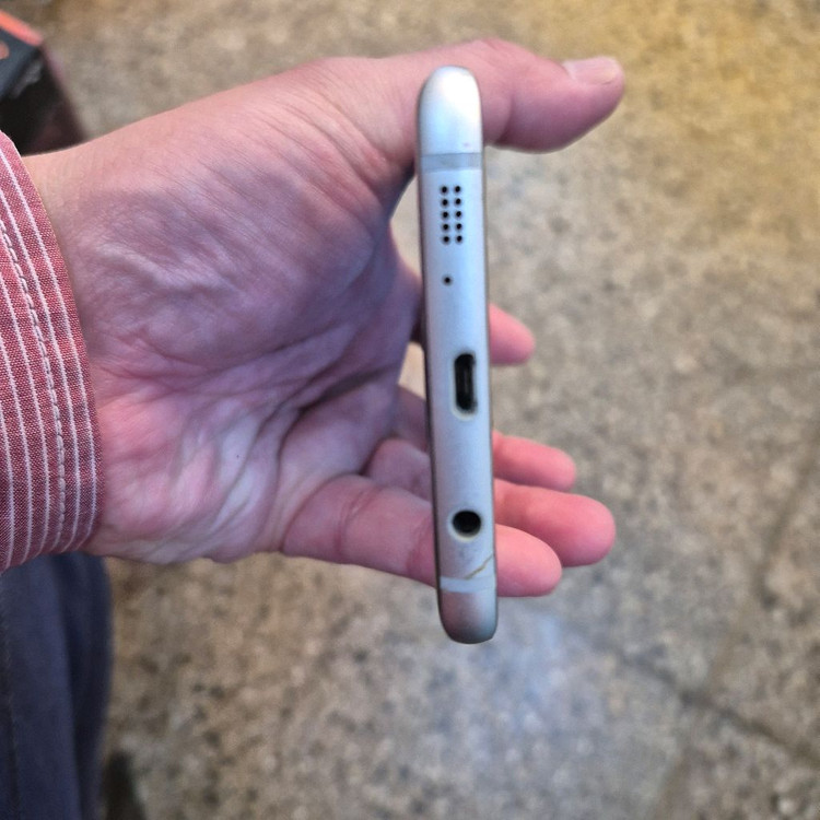 갤럭시S7엣지 이미지