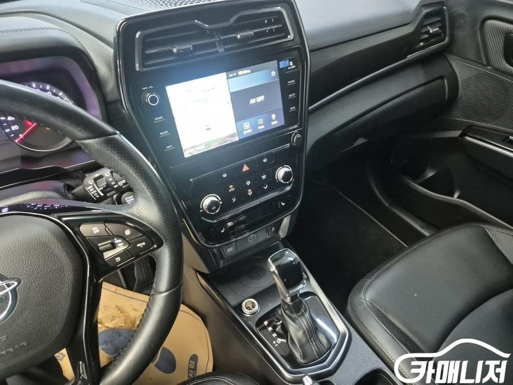 [KG모빌리티(쌍용) ]베리 뉴 티볼리 2WD 디젤 1.6 V3 (5인승) #불경기세일 이미지