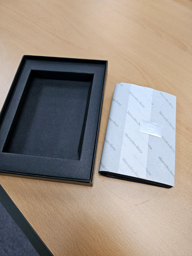 벤츠 정품 명함지갑 이미지