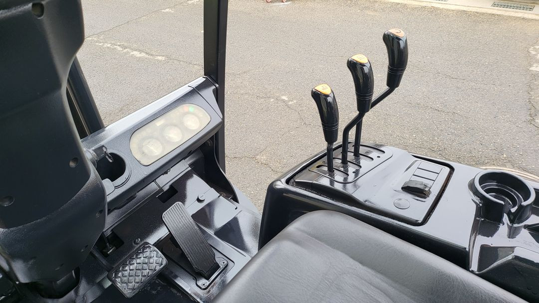 두산 1.8톤 가성비 소형 디젤지게차 08년식 중고지게차 이미지