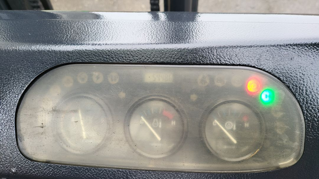 두산 1.8톤 가성비 소형 디젤지게차 08년식 중고지게차 이미지