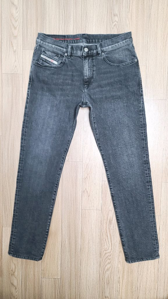 정품 디젤 테이퍼드 슬림 그레이진 청바지 31 이미지