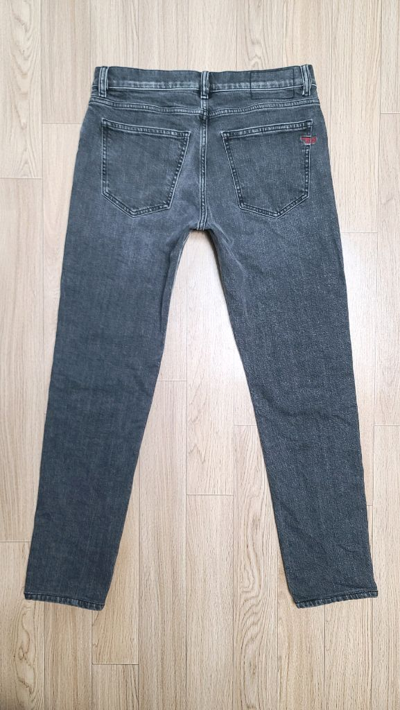 정품 디젤 테이퍼드 슬림 그레이진 청바지 31 이미지