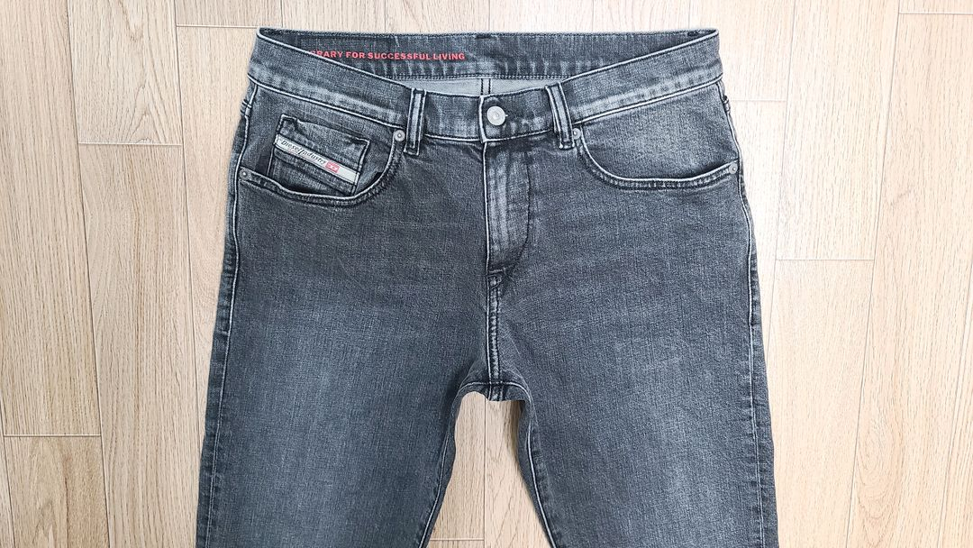 정품 디젤 테이퍼드 슬림 그레이진 청바지 31 이미지